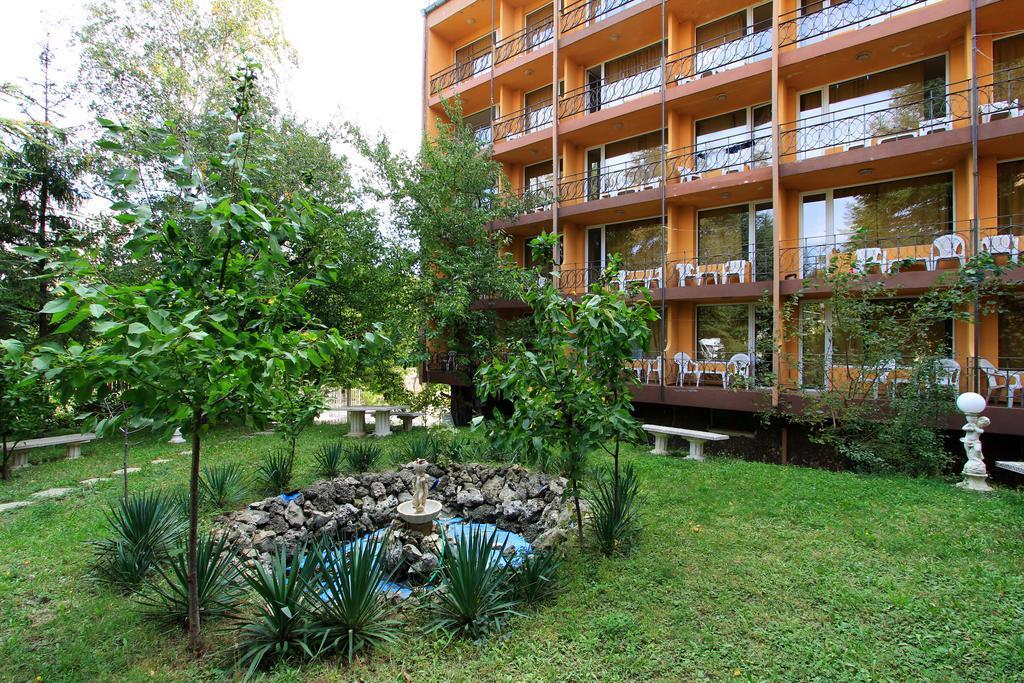 Bona Vita Hotel Golden Sands Exterior photo